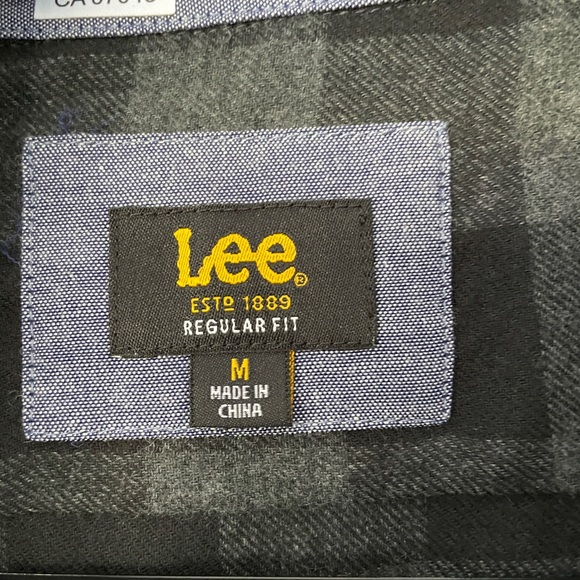 Lee Flannel - Picture 2 of 2
